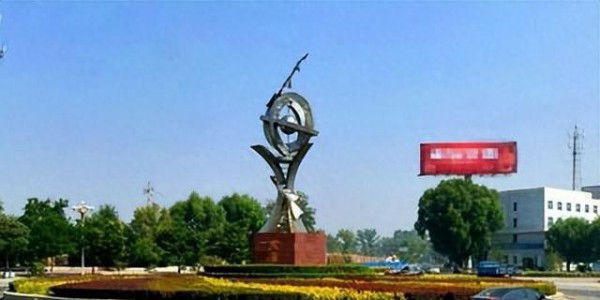 德日急眼了：我们垄断全球半个世纪，如今却败在山西4万铁匠手里