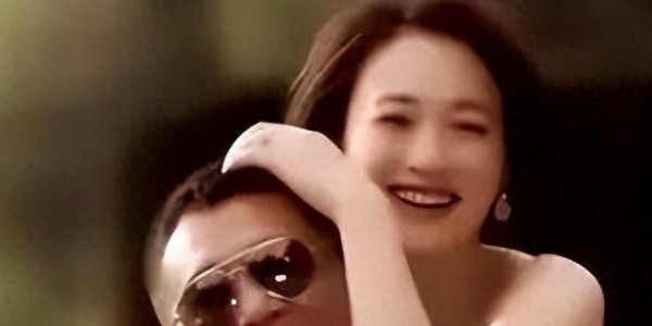 热搜压不住，李小冉被曝离婚，离谱的事出现，终为自己的言行买单