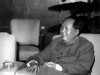 75年中央派人到新疆慰问，毛主席嘱托：请放一束野花到我弟弟墓前