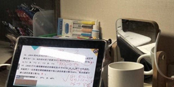 逼孩子学习，看似成绩拔尖，隐藏的4个后遗症，很多家长后悔太晚