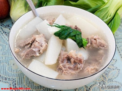 买猪骨头，内行人专挑这2个部位，肉多骨少，价格比瘦肉便宜一半