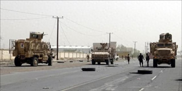 突发！沙特不宣而战猛烈轰炸，多款战机连续发射炸弹打破中东平静