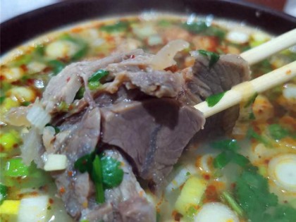 山东哪的羊肉汤好喝，这8个地方的羊肉汤榜上有名，名不虚传！