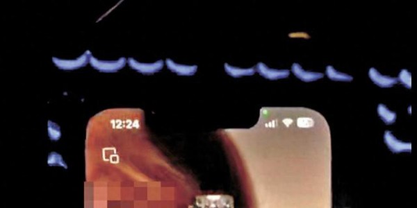 港媒女记者“以身入局”卧底“崩老头”灰产惊呆：严重低龄化女生入局搞钱，动机不纯老头主动“求崩”！某网红：一群“老头”等着被我崩呢