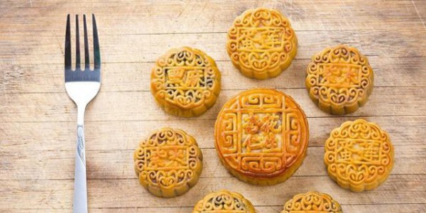 不是迷信！明日八月十五，提醒：1不出，2不做，3要吃，4要摆