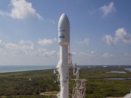 11手猎鹰9号再出征，SpaceX一箭81星横扫全球航天市场