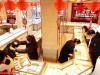 金价 40 年最狠暴跌，中国大妈再现江湖，是低价抄底还是接盘陷阱？
