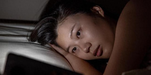 长期失眠太折磨人！从作息到心态的全攻略，帮你快速找回好睡眠