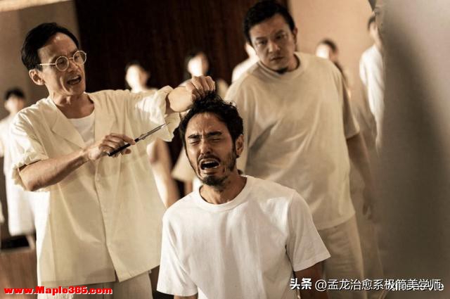 电影《周处除三害》揭秘台湾荒诞现实：黑社会、迷信与枪支泛滥！