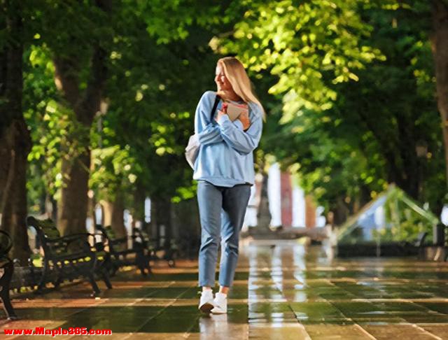 苏州一男子为控制血糖，每天坚持走路9000步，半年后他的身体咋样