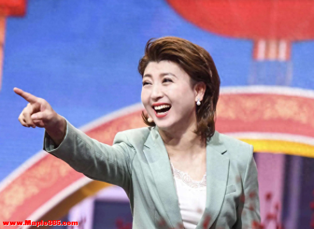 全都跑不掉！背人命债、逼儿媳吃剩饭，闫学晶露面后又牵出一大佬