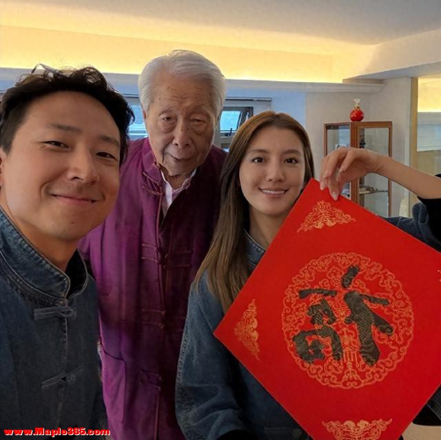 吴千语豪门阔太的位置稳了，和施伯雄跟爷爷拜年，爷爷很认可孙媳