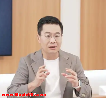 卢伟冰：为米粉打造的旗舰笔记本来了！一定不负所望