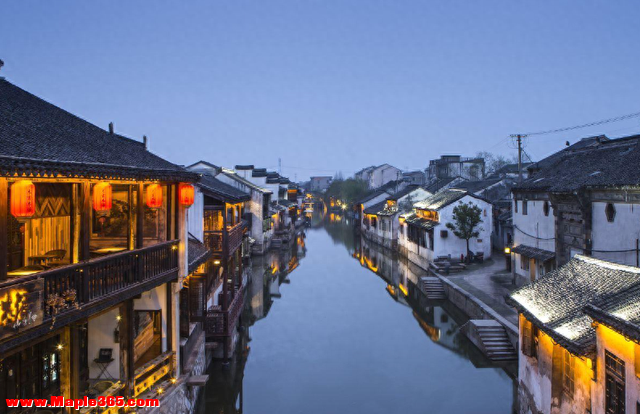 比涨价还致命的是，中国景区千篇一律的＂无聊＂，正把年轻人逼走