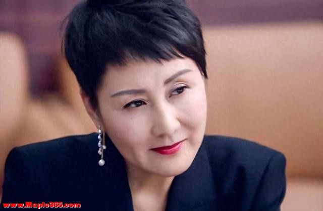 表面德高望重，背后一肚子“男盗女娼”！这3位名人，太让人意外