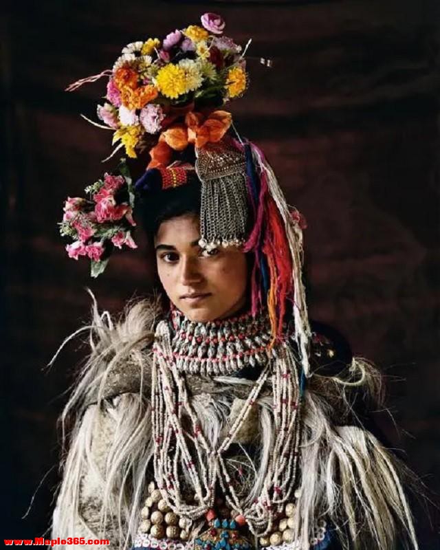 喜马拉雅山的神秘部落：喜欢吃素，无婚姻制度，其繁衍方式特殊-2.jpg