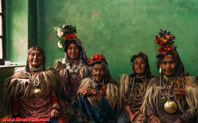 喜马拉雅山的神秘部落：喜欢吃素，无婚姻制度，其繁衍方式特殊-5.jpg