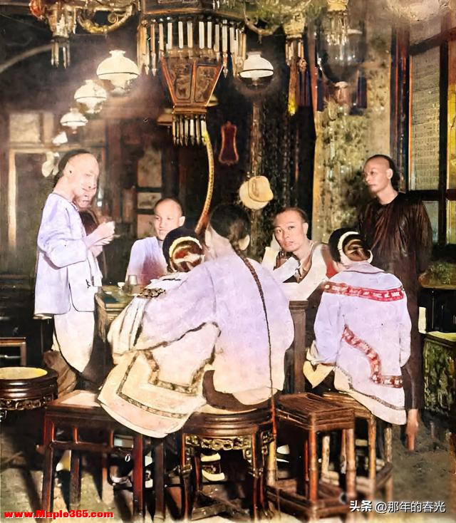 上色晚清老照片：有富商的六个妻妾，有青楼里喝花酒的纨绔子弟-7.jpg