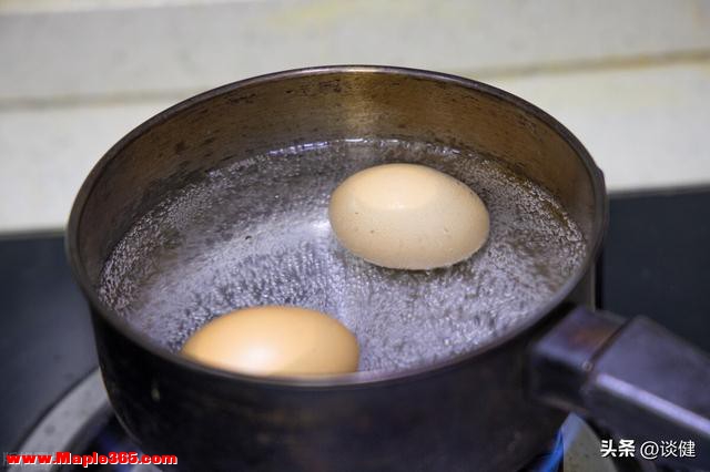 吃鸡蛋是有害还是有益？提醒：这2种人吃鸡蛋有害健康，趁早了解-7.jpg