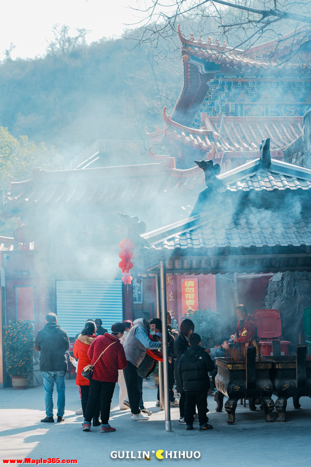 来桂林这些香火十足的寺庙，给生活抽一个上上签！-2.jpg