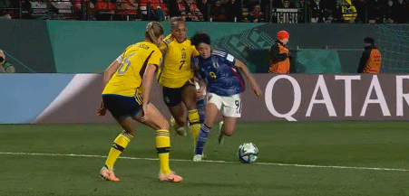 女足世界杯-植木理子失点！瑞典2-1淘汰日本晋级4强，将战西班牙-15.jpg