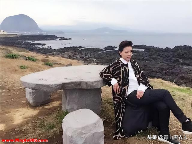 周海媚：57岁北京独居，不生子不结婚，直言不需要男人碍手碍脚-28.jpg
