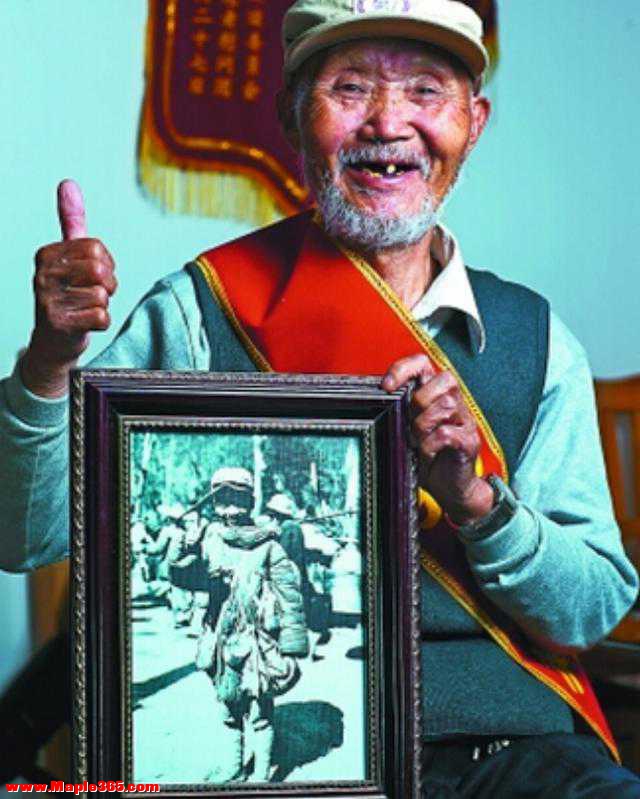 看到抗日娃娃兵照片，贵州83岁老人流泪：这是70年前的我啊-11.jpg