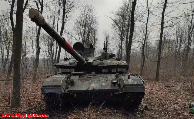 护甲点满，稳步推进！坚盔重甲的俄军坦克群，势不可挡的突破尖兵-33.jpg