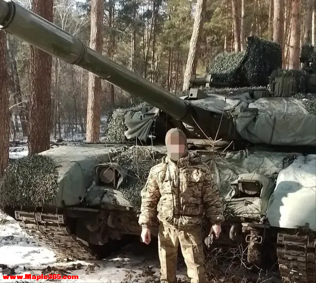 护甲点满，稳步推进！坚盔重甲的俄军坦克群，势不可挡的突破尖兵-34.jpg