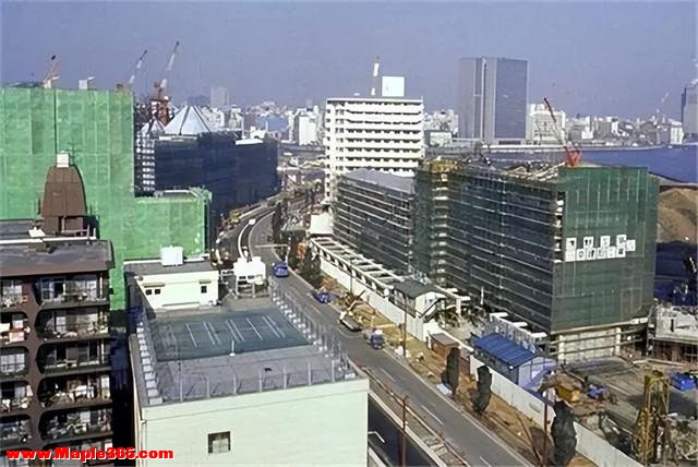 90年代日本房地产泡沫破裂：当年那些没买房的人，后来都怎么样？-7.jpg