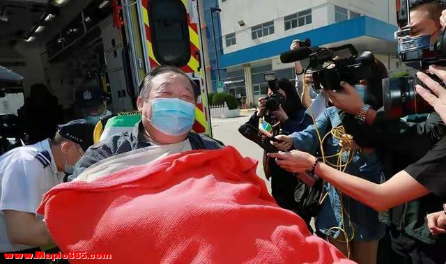 76岁TVB前男星跌倒送医，4子女拒接电话，好友无奈报警，事出有因-6.jpg