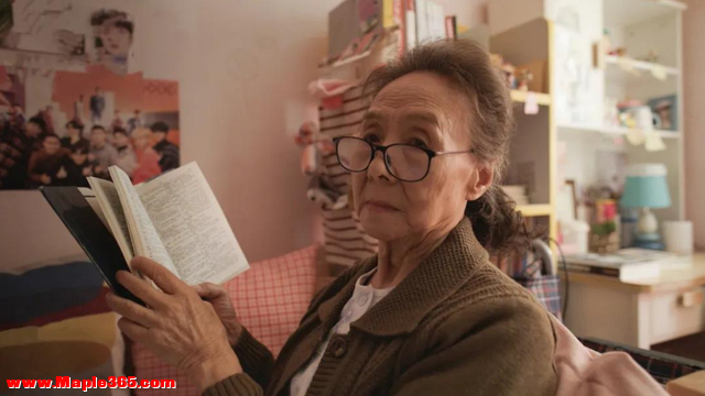 被小年轻“耍大牌”的吴彦姝，86岁独居12年，拼命拍戏却买不起房-3.jpg
