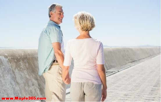 60岁是寿命决定期，无论男女，走路没4个表现，想不长寿都难-15.jpg