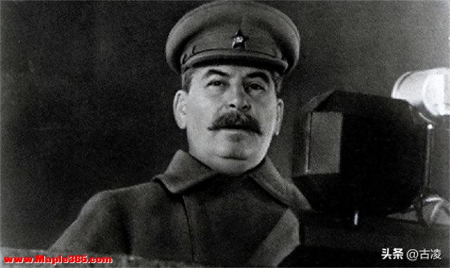41年巴甫洛夫被处决时，斯大林划掉判决书上一些词，然后说了句话-1.jpg