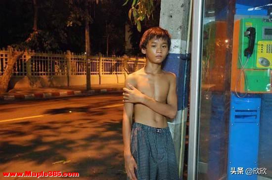 15岁泰国“男妓鸭王”：感谢艾滋病毒选择了我，让我能拯救更多人-7.jpg