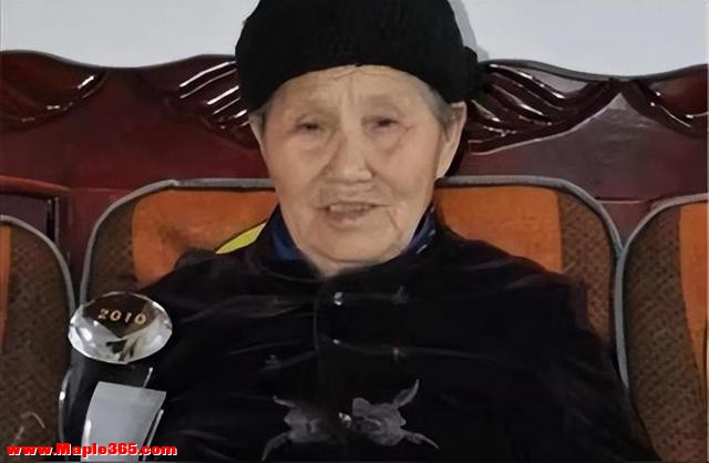 她是湖南第一寿星，清朝出生跨越三世纪，13个子女都没活过十八-2.jpg
