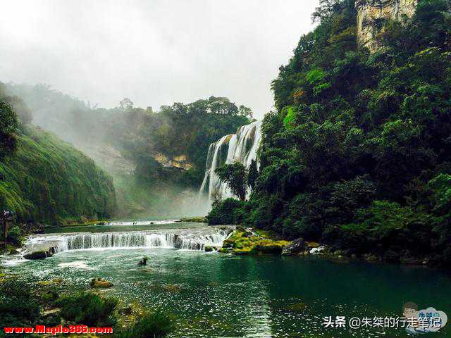 以连环密布的瀑布群而闻名 堪称“中华第一瀑”360度全方位观赏-3.jpg