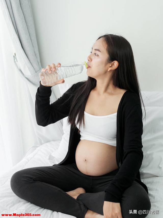 孕妇喝塑料瓶装水对宝宝牙齿有危害？华西口腔郑黎薇教授这样说↘-5.jpg