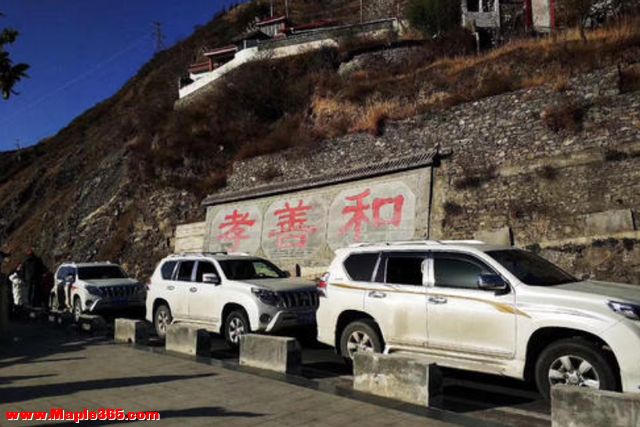 318川藏线上被遗弃的豪车，为啥没人开回家，当地人说出来实情-9.jpg